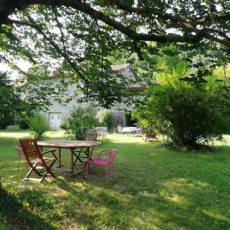 Maison De Famille La Pourette * Valgorge